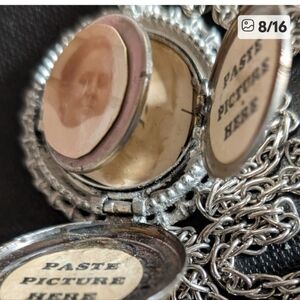 Elegant Vintage Tri-fold Silver and Gold Pendant Necklace